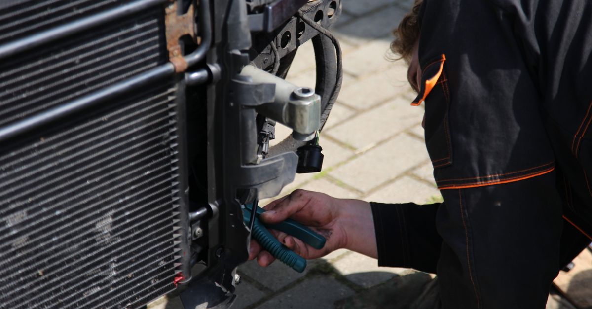 locksmith service technician — Jonas Locksmith